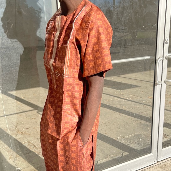 African men Danshiki pant suit with embroidery - Picture 4 of 6